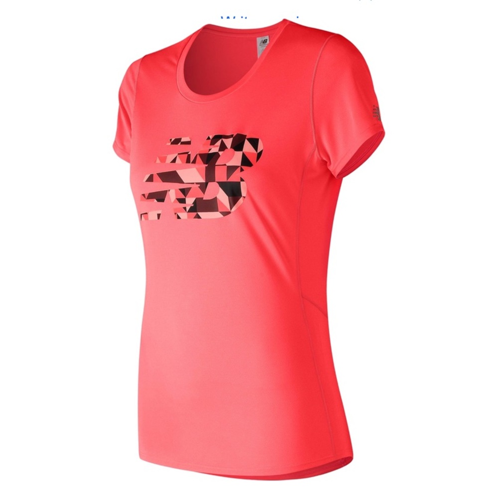🆕 New Balance Women’s Accelerate Tee Electric Pink